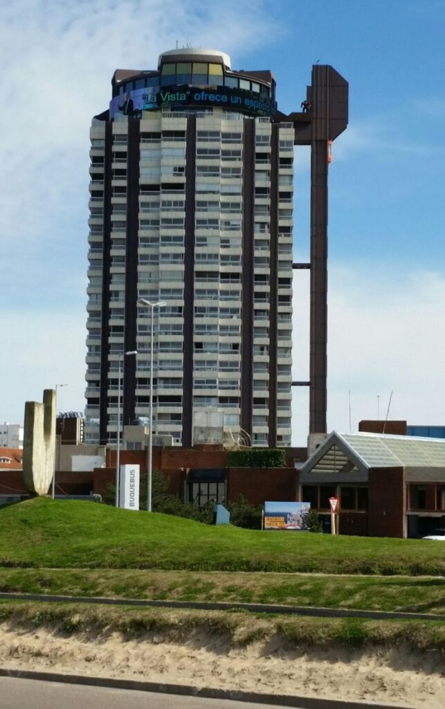 Edificio El Torreón (Punta del Este)