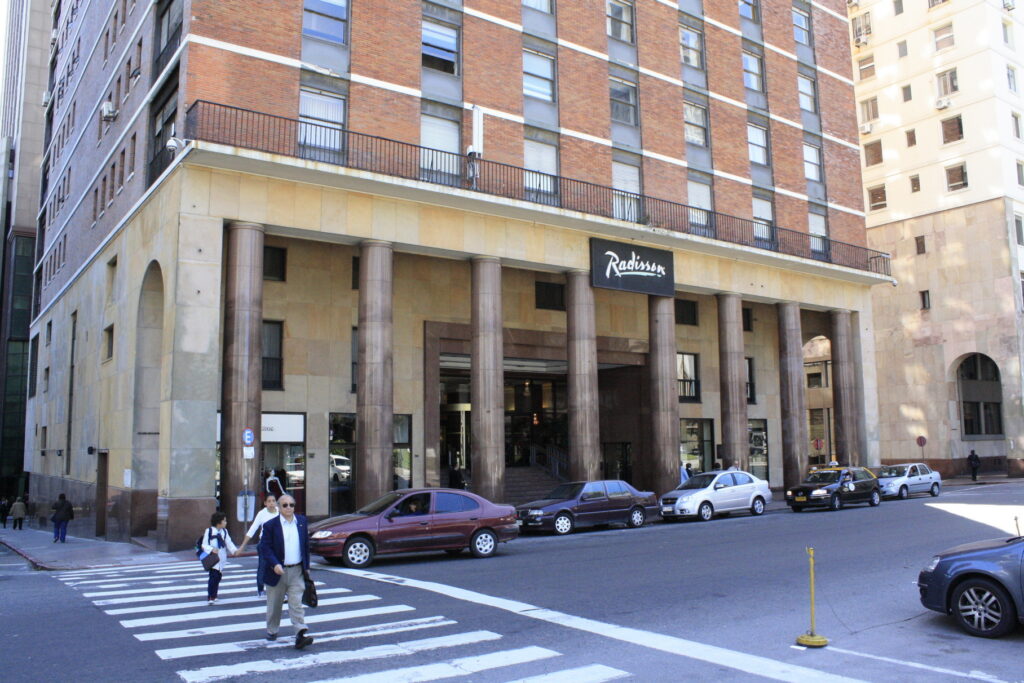 Raddison Victoria Plaza